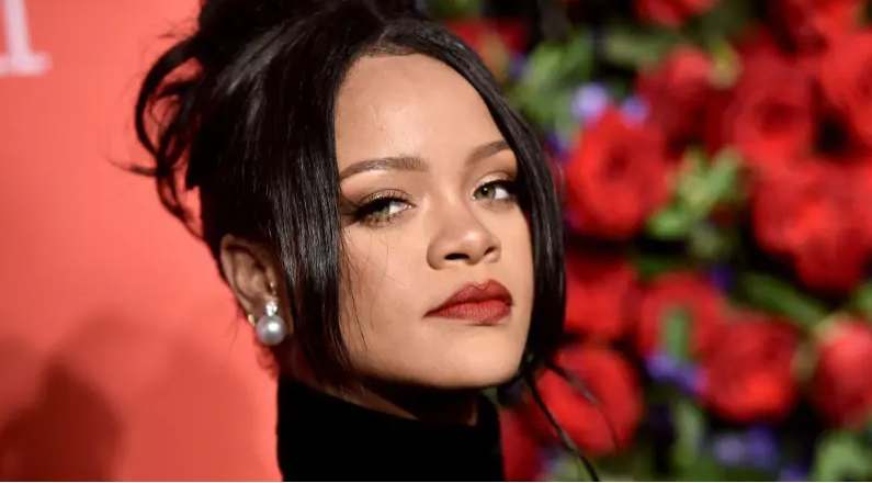 Arrestan a una mujer sospechosa de disparar contra la casa de Rihanna en Los Ángeles mientras la artista estaba en su interior