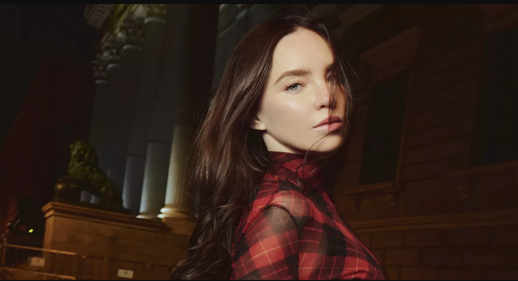 Belinda sorprende como Carlota de Habsburgo en las primeras imágenes filtradas de la serie