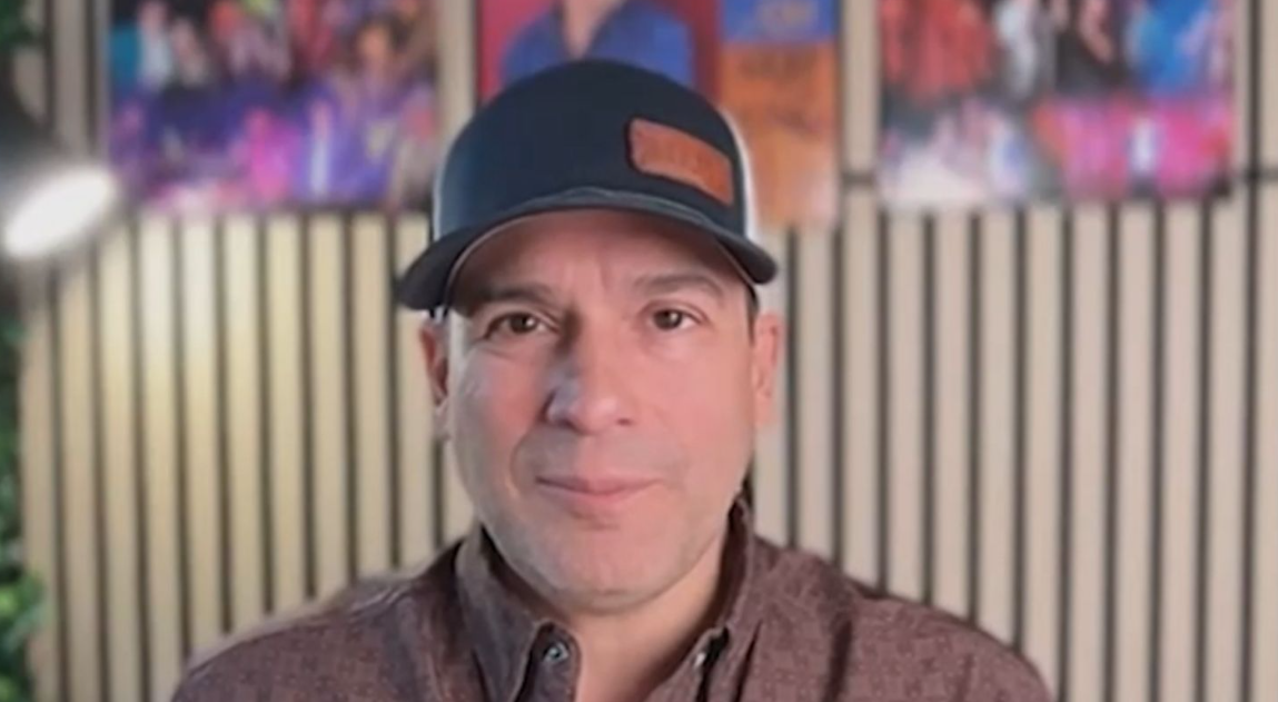 Bobby Pulido busca escaño en Congreso estadounidense con campaña única