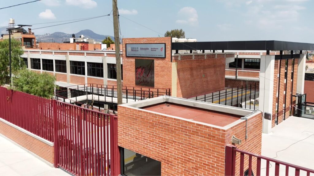 Con la apertura reciente de nuevos bachilleratos, se avanza en la creación de 200 mil espacios en 2026