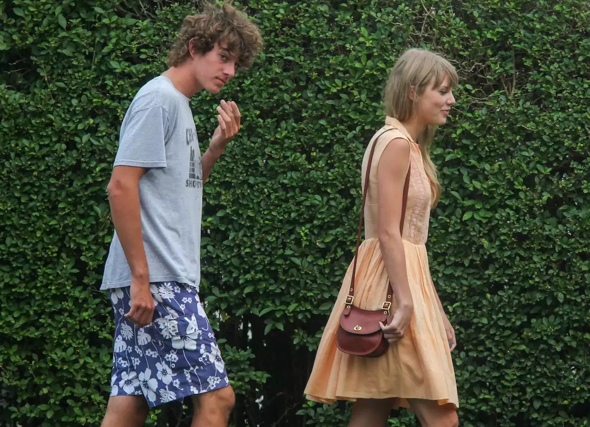 La historia del breve romance de Taylor Swift con un Kennedy