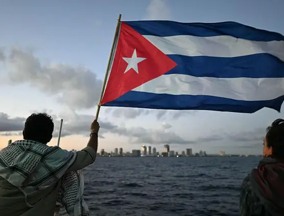 Petrolero ruso llega a Cuba en medio del bloqueo