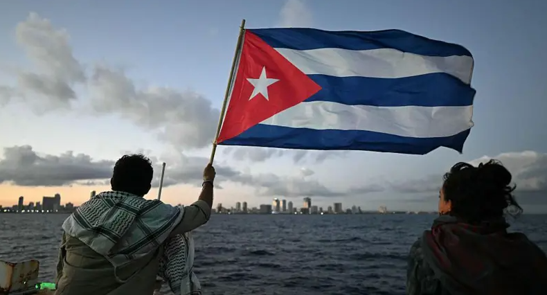 Petrolero ruso llega a Cuba en medio del bloqueo