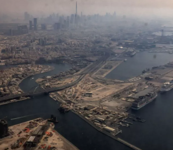 Reportan una “lluvia negra” sobre Teherán tras el ataque a depósitos petroleros