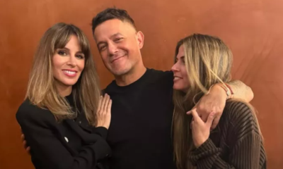 Alejandro Sanz y Stephanie Cayo confirman su romance con beso en concierto en Nueva York