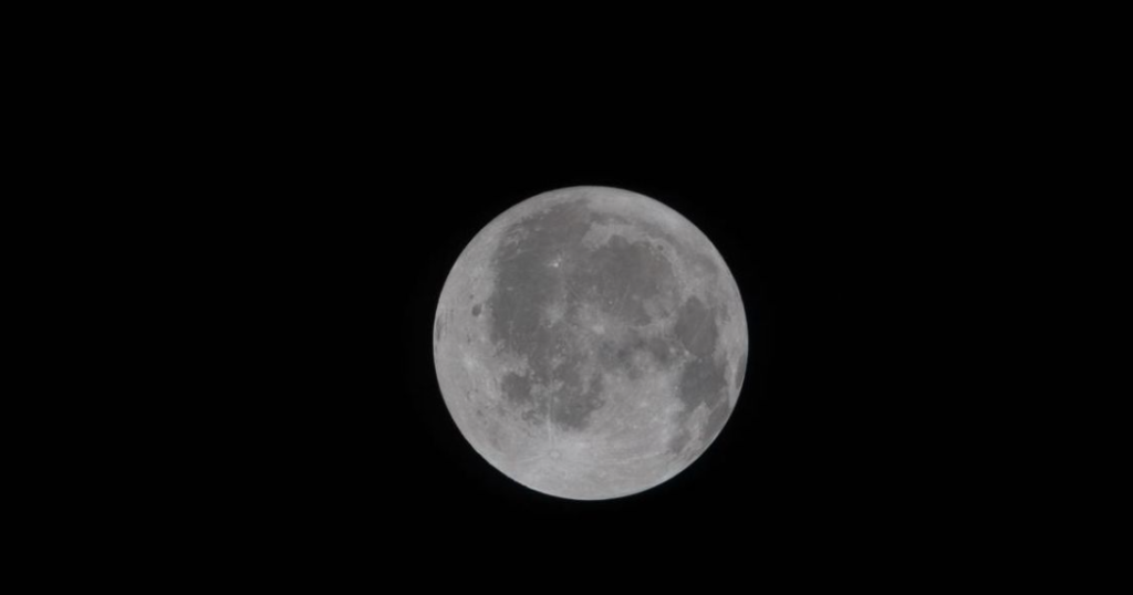 Astronautas de Artemis II logran ver la cara oculta de la Luna