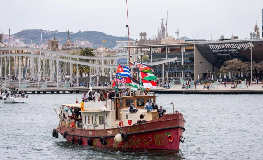 Flotilla humanitaria con 40 embarcaciones busca llevar ayuda a Gaza