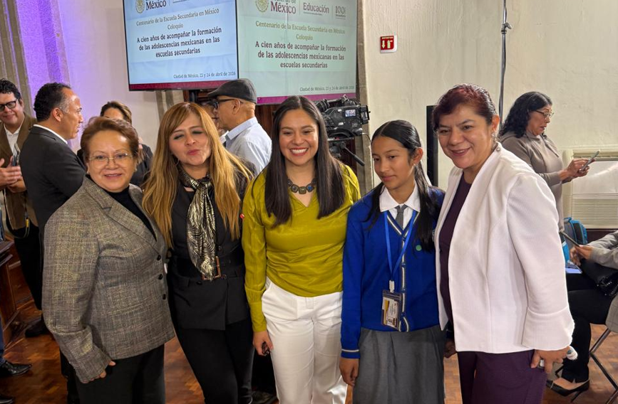 Hidalgo participa en coloquio nacional sobre educación secundaria