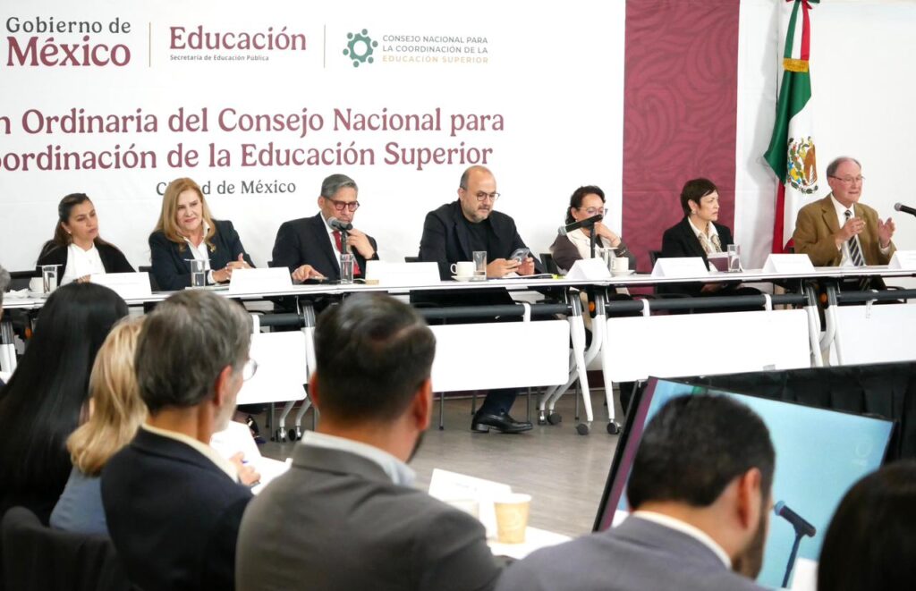 SEP impulsa alfabetización nacional con Saberes MX y presenta ruta estratégica en educación superior