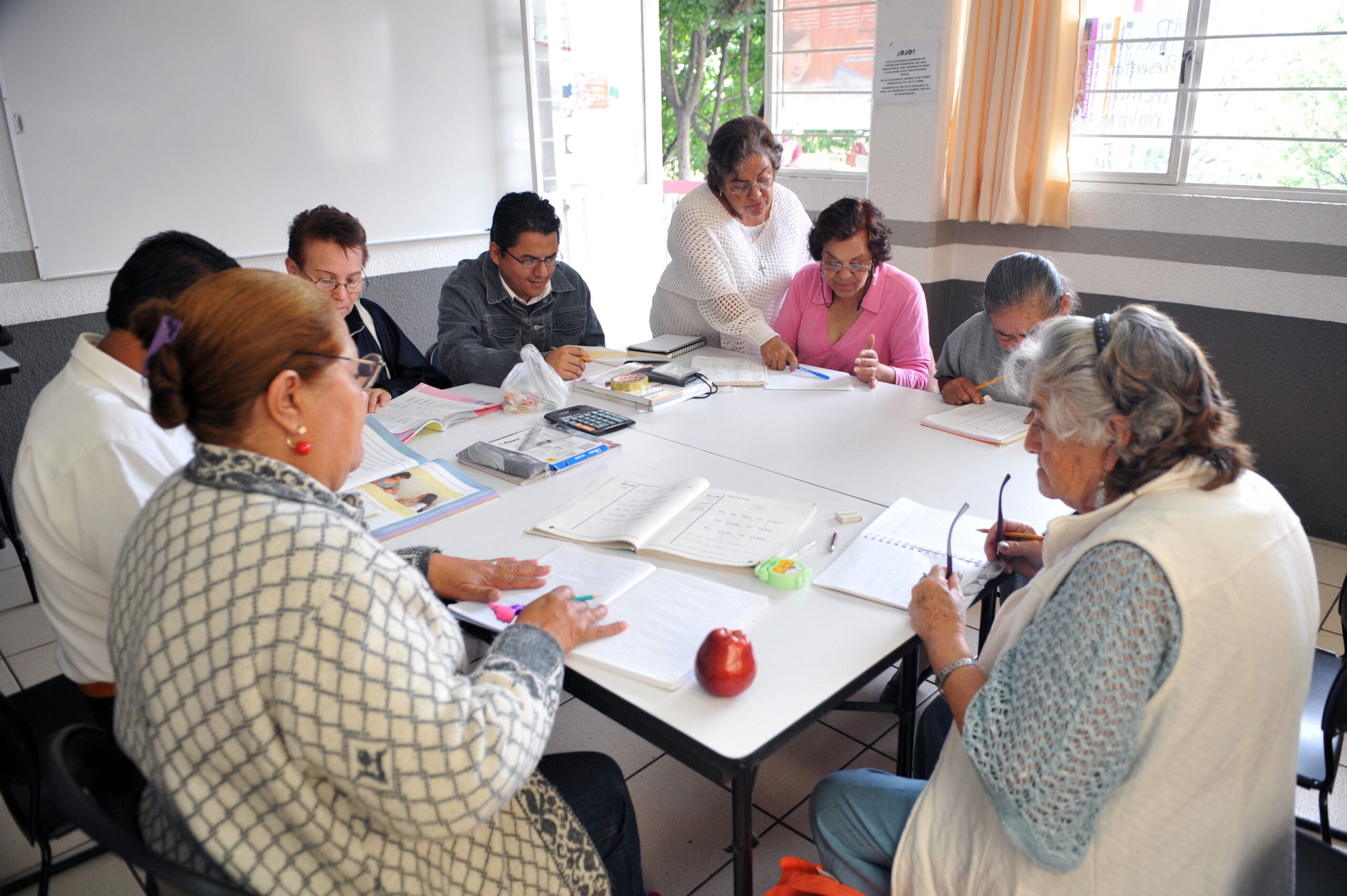 SEP inicio la Jornada Nacional de Incorporación a la Alfabetización del INEA