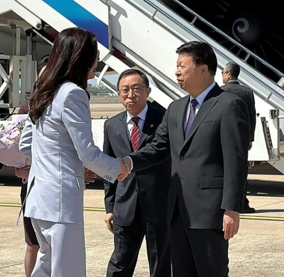 La líder de la oposición taiwanesa llega a China para visita inédita en casi una década