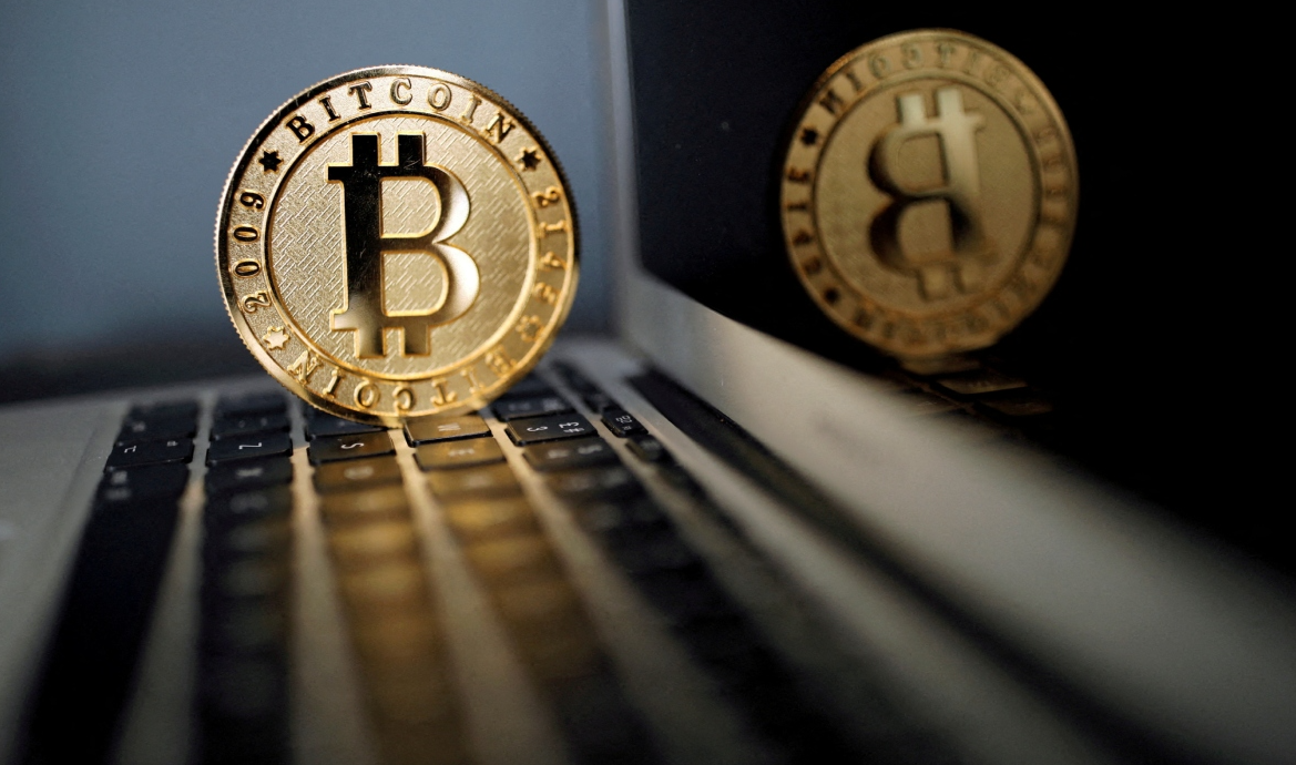 Operativo internacional desmantela red de fraude con criptomonedas; hay más de 270 detenidos