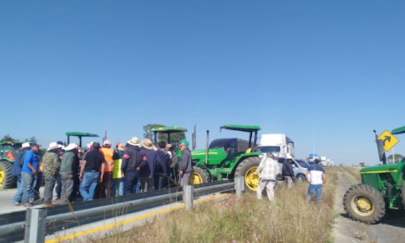 Refrenda Gobierno de México diálogo permanente con el sector agrícola y transportista