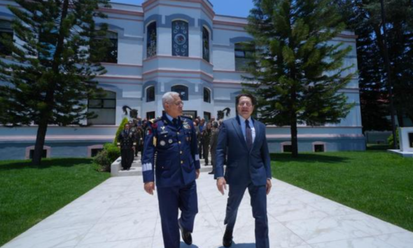 SEP destaca creación de más de 367 mil espacios educativos en México