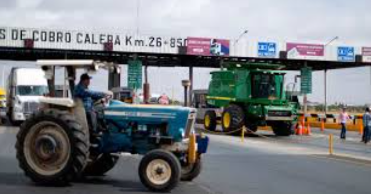 Se reducen a la mitad los bloqueos carreteros