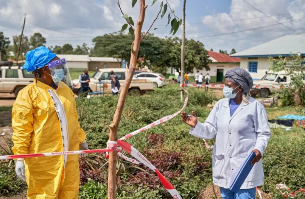 Brote de ébola en Congo deja más de 100 muertos y alarma internacional