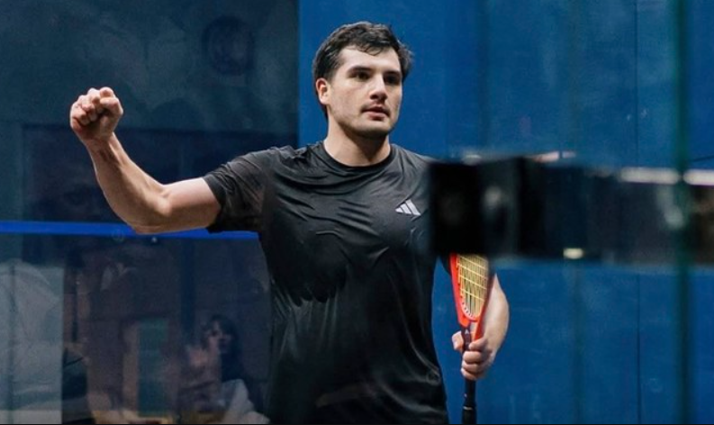 Clasifica Leonel Cárdenas a los octavos de final del Campeonato Mundial de Squash 2026
