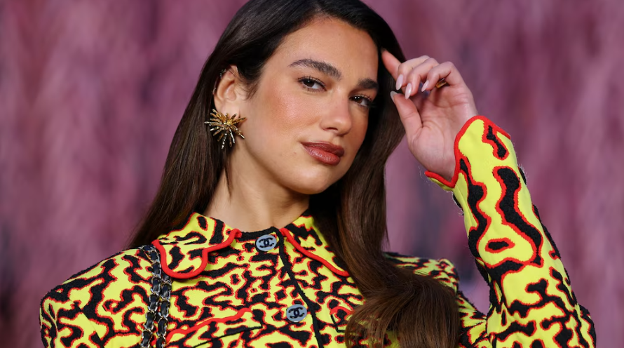 Dua Lipa demanda a Samsung por uso no autorizado de su imagen