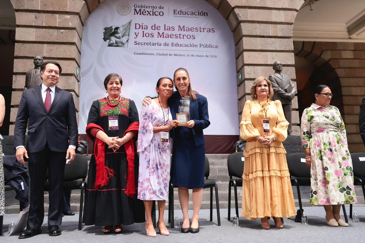 Gobierno de México anuncia aumento salarial del 9% para maestras y maestros del país
