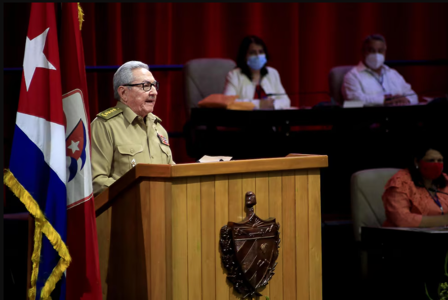 Justicia de Estados Unidos acusa a Raúl Castro por derribo de avionetas en 1996