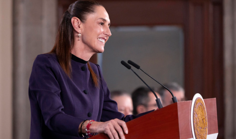 Sheinbaum propone aplazar elección judicial a 2028 y simplificar boletas electorales