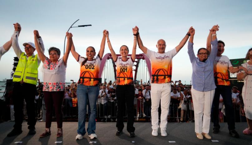 Sheinbaum inaugura el Puente Vehicular Nichupté, obra que transforma la movilidad en Quintana Roo