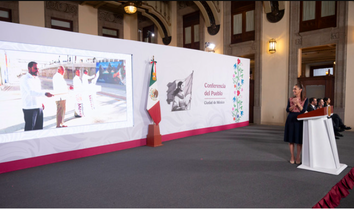 Sheinbaum inaugura la Glorieta de las Mujeres Libres en Baja California Sur