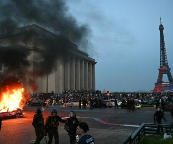 Triunfo del PSG en la Champions desata festejos y disturbios en París