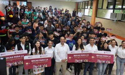 Becas para la Transformación llegan a estudiantes de Chapulhuacán y Jacala