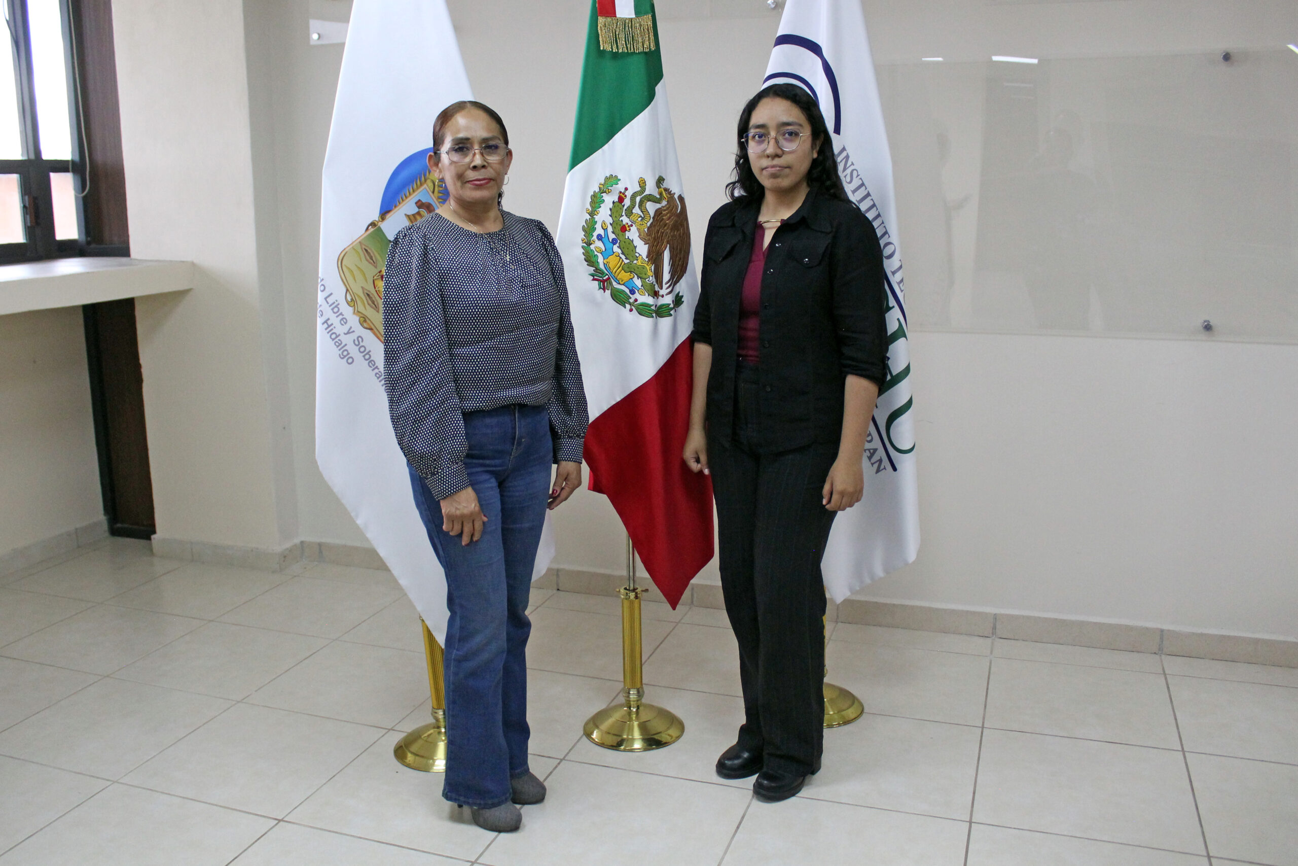 Estudiante del ITESHU presenta proyecto de educación financiera ante CITNOVA