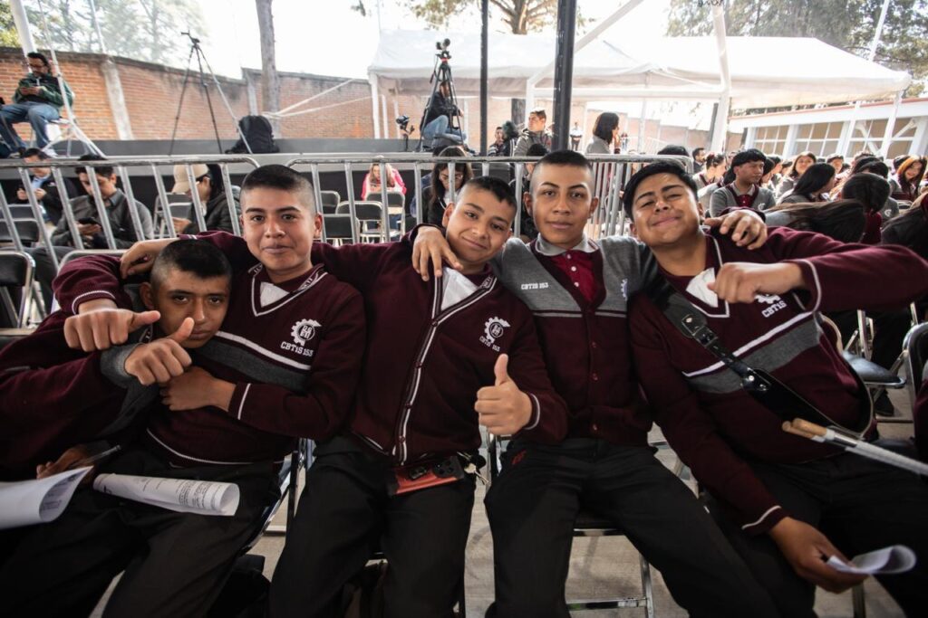 Gobierno de México fortalece la Educación Media Superior para garantizar un lugar a todos los egresados de secundaria