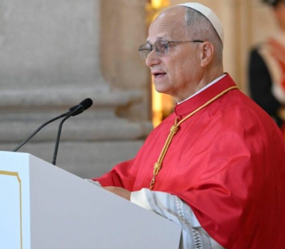 Papa León XIV llama en España a superar la polarización y fortalecer la paz