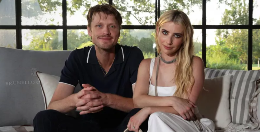 Emma Roberts y Cody John contraen matrimonio en una ceremonia privada