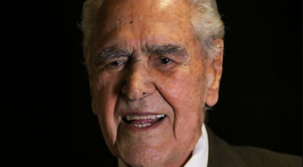Eric del Castillo se recupera tras cirugía; familia decide no informarle sobre el fallecimiento de Elsa Aguirre