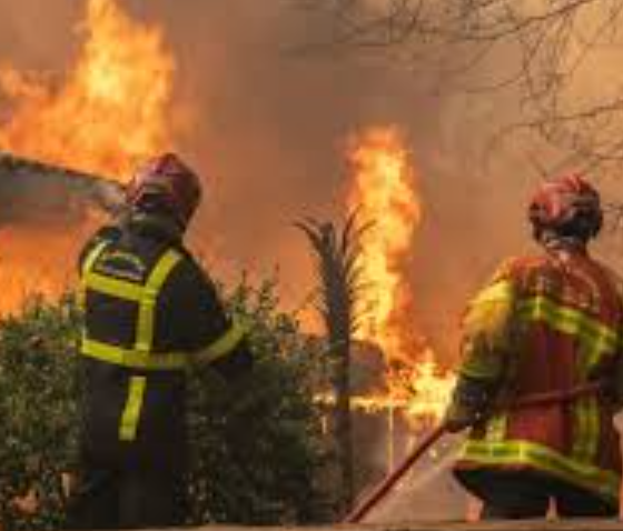 Europa enfrenta intensa ola de incendios forestales