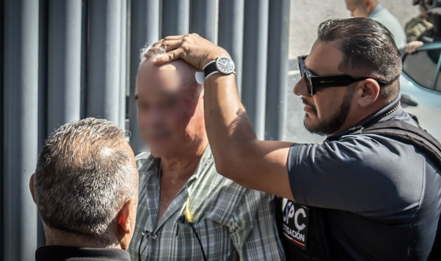 Exgobernador de Baja California enfrentará audiencia de vinculación a proceso por presunto tráfico de combustible