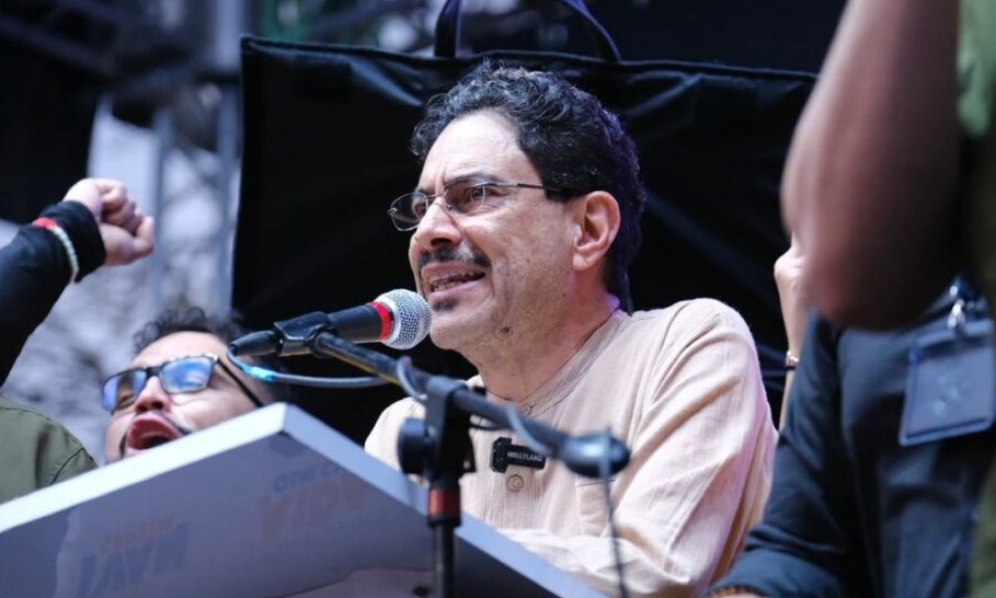 Iván Cepeda cuestiona integración del próximo gobierno de Abelardo de la Espriella en Colombia
