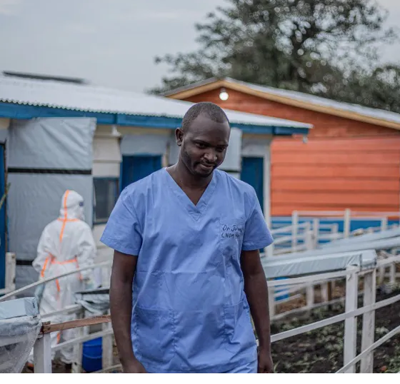 OMS alerta que brote de ébola en Congo podría ser hasta cuatro veces mayor
