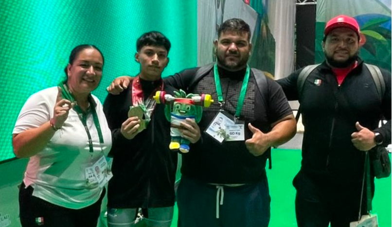 Víctor Méndez conquista dos oros en el Mundial Juvenil de Halterofilia