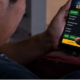 Advierten sobre riesgos del juego de apuestas en plataformas digitales