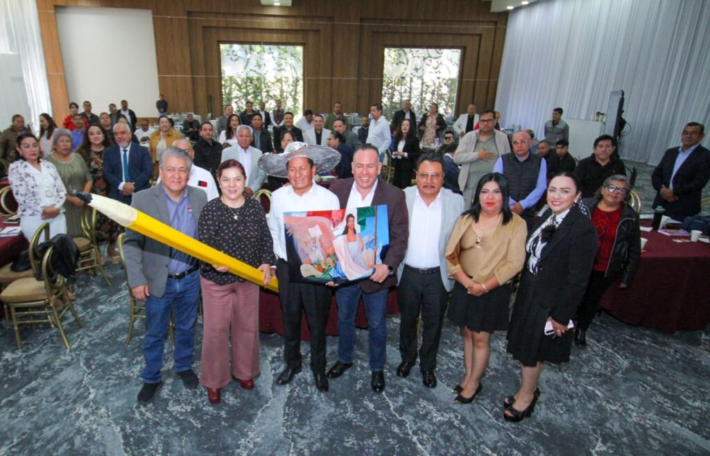 Arranca fase intensiva del Consejo Técnico Escolar rumbo al nuevo ciclo escolar