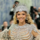 Beyoncé dona un millón de dólares para apoyar a damnificados por sismo en Colombia