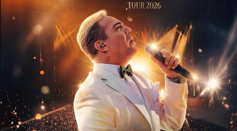 Cristian Castro despierta rumores sobre un nuevo romance y celebra logro académico