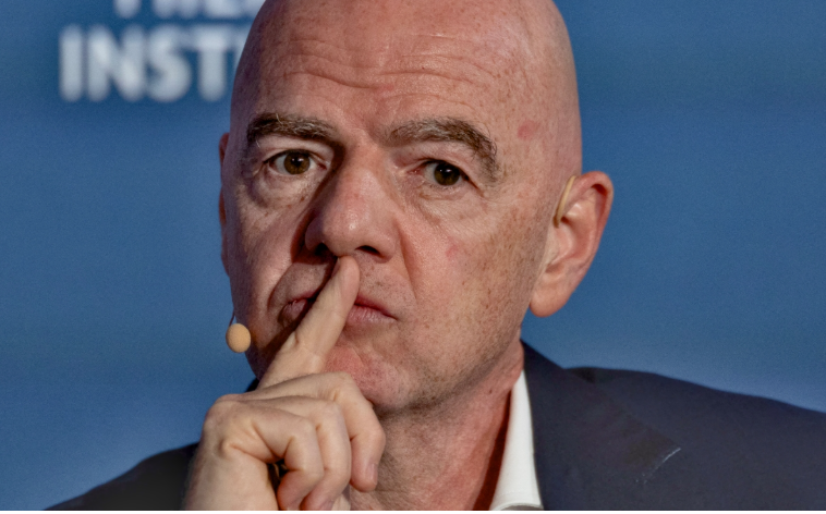 FIFA retira plan de inversión privada para el Mundial tras rechazo internacional