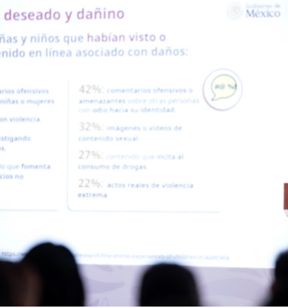 Gobierno de México consultará a docentes sobre regulación del uso de celulares en escuelas