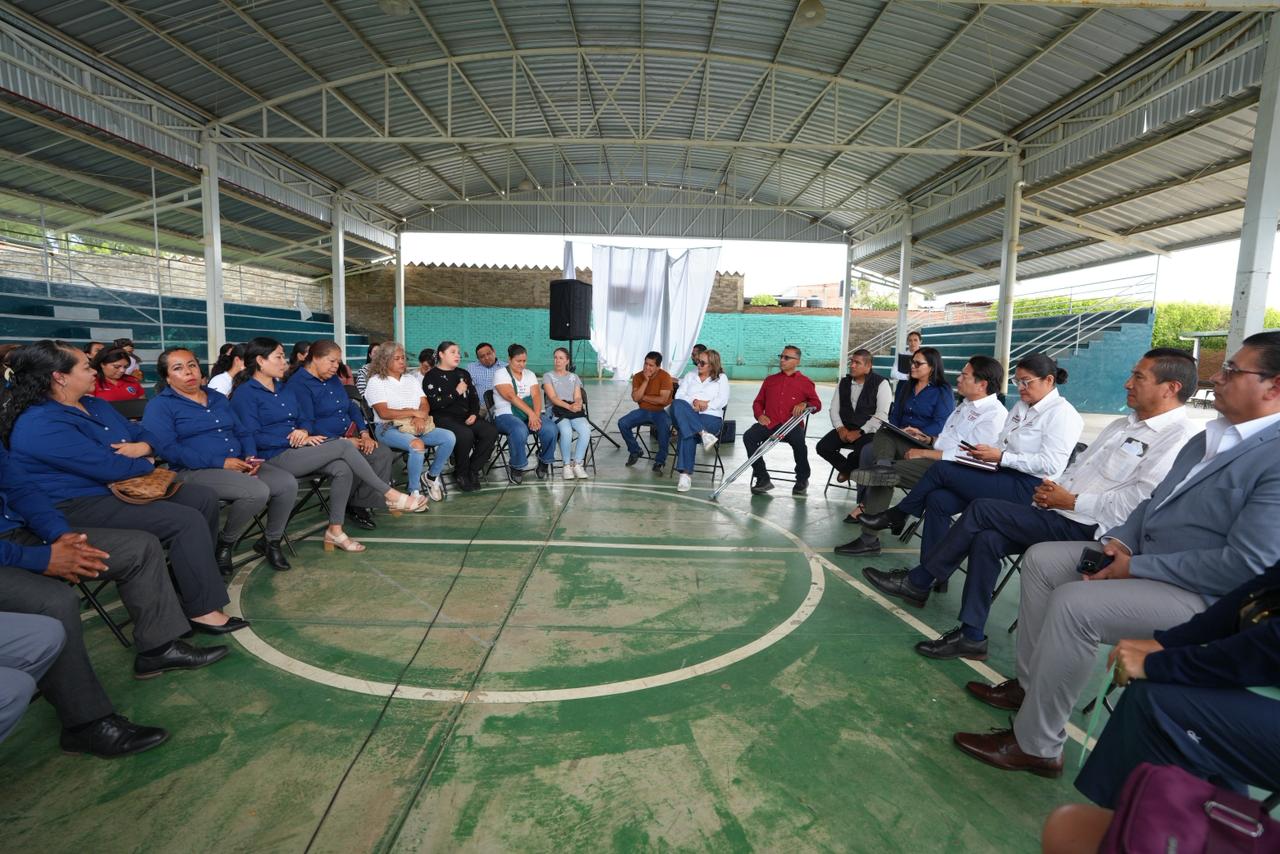 Supervisa Mario Delgado condiciones de escuelas en Michoacán previo al inicio del ciclo escolar