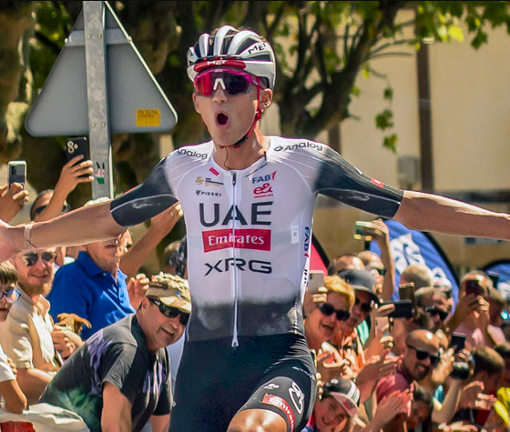 Isaac del Toro se corona campeón de la Vuelta a Alemania