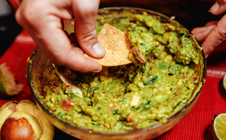 Taylor Farms retira productos con jalapeños por posible contaminación con salmonela