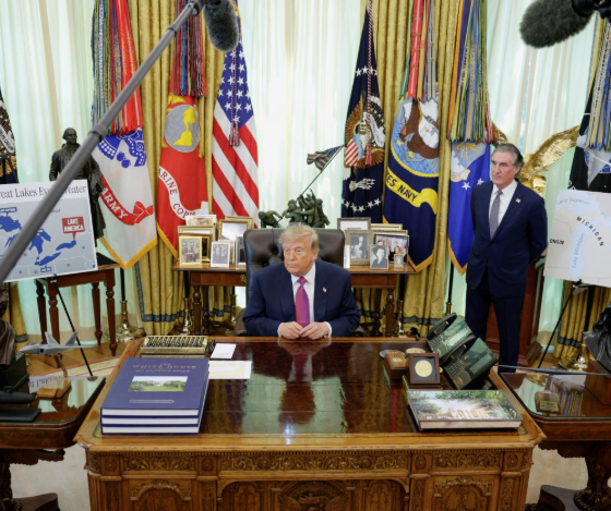 Trump ordena cambiar el nombre del Lago Ontario a “Lago de América”