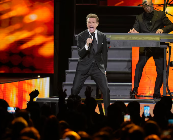 Luis Miguel anuncia su regreso a los escenarios con el Tour 2027